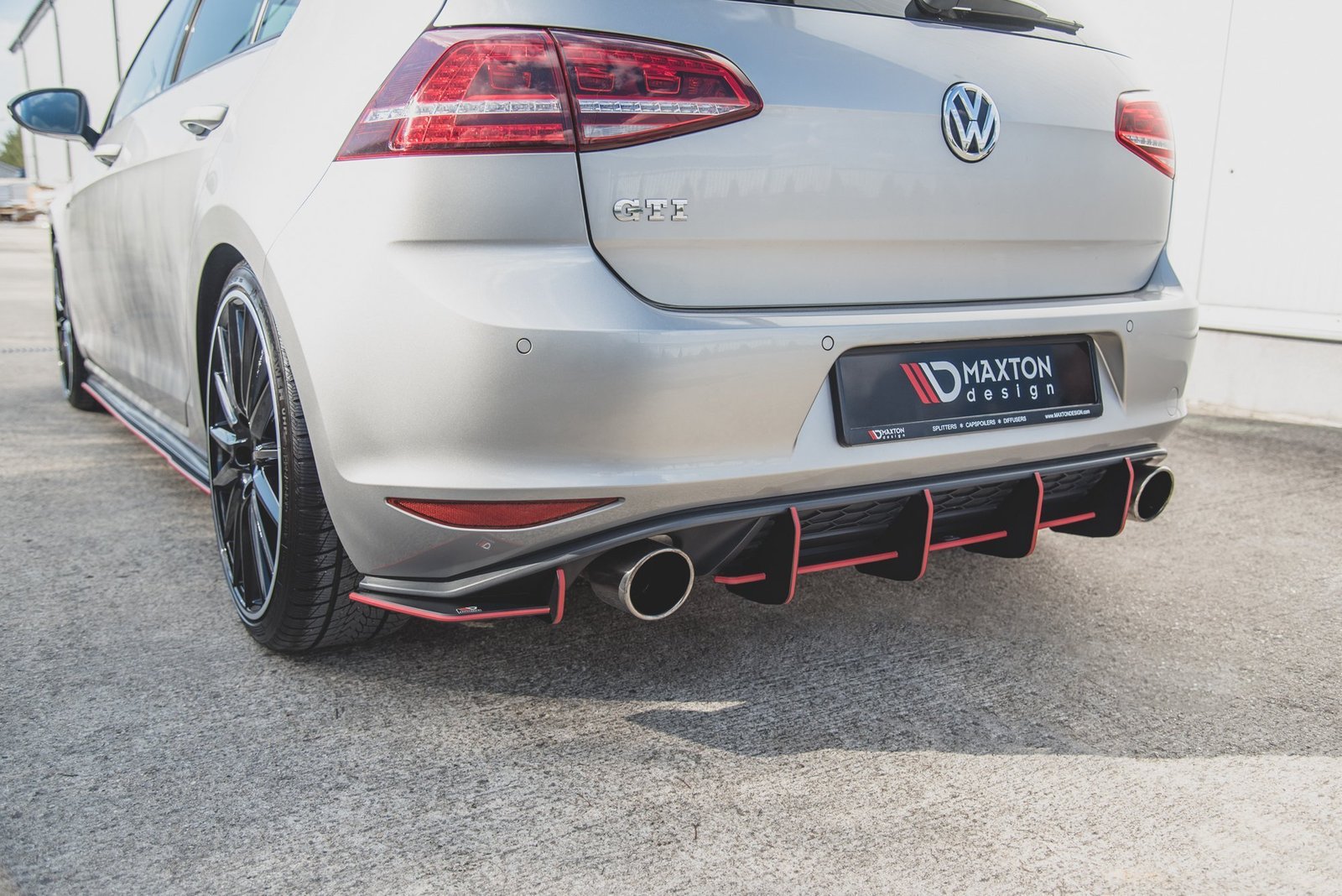 Street Pro Rear Diffuser VW Golf 7 GTI - Imagen 9