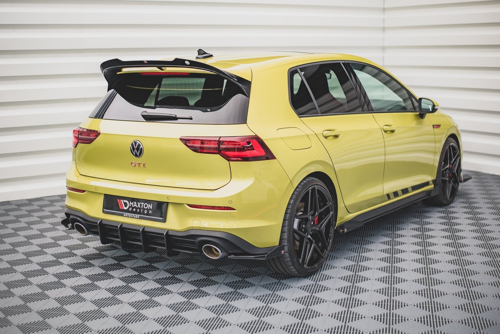 Street Pro Rear Diffuser Volkswagen Golf GTI Clubsport Mk8 - Imagen 2