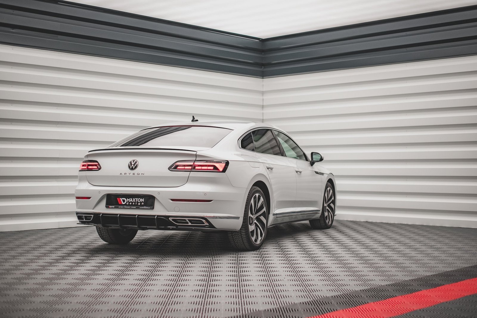 Street Pro Rear Diffuser Volkswagen Arteon Sedan / Shooting Brake R-Line Mk1 Facelift - Imagen 2