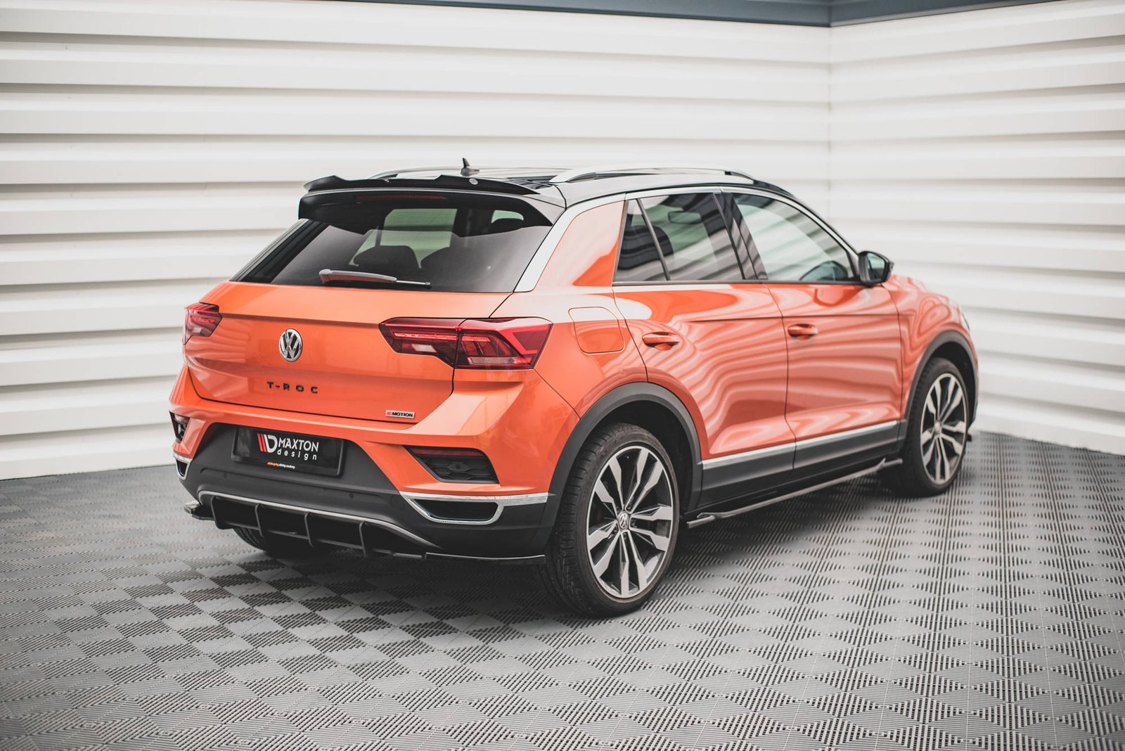 Street Pro Rear Diffuser Volkswagen T-Roc Mk1 - Imagen 2