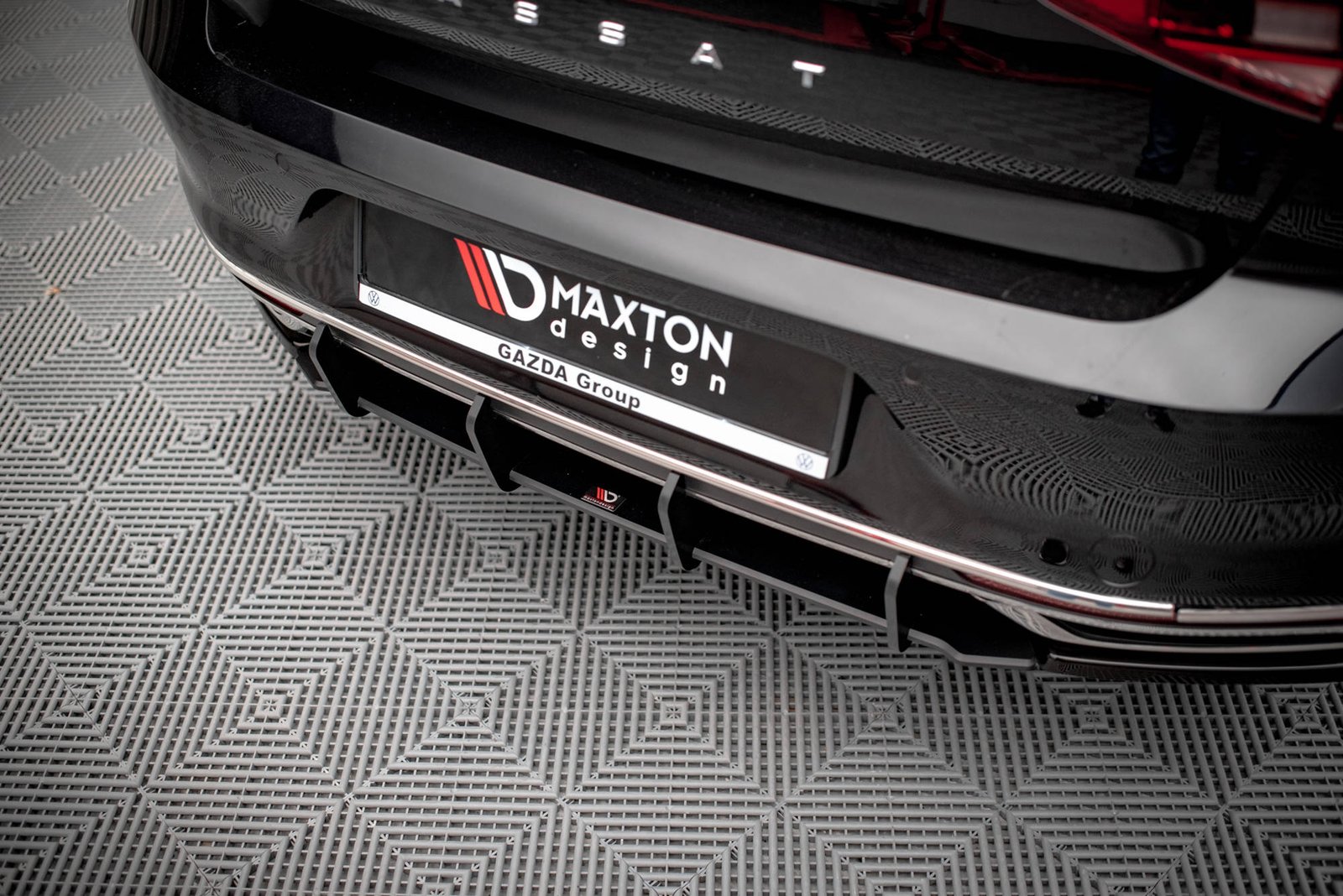 Street Pro Rear Diffuser Volkwagen Passat B8 Facelift - Imagen 2
