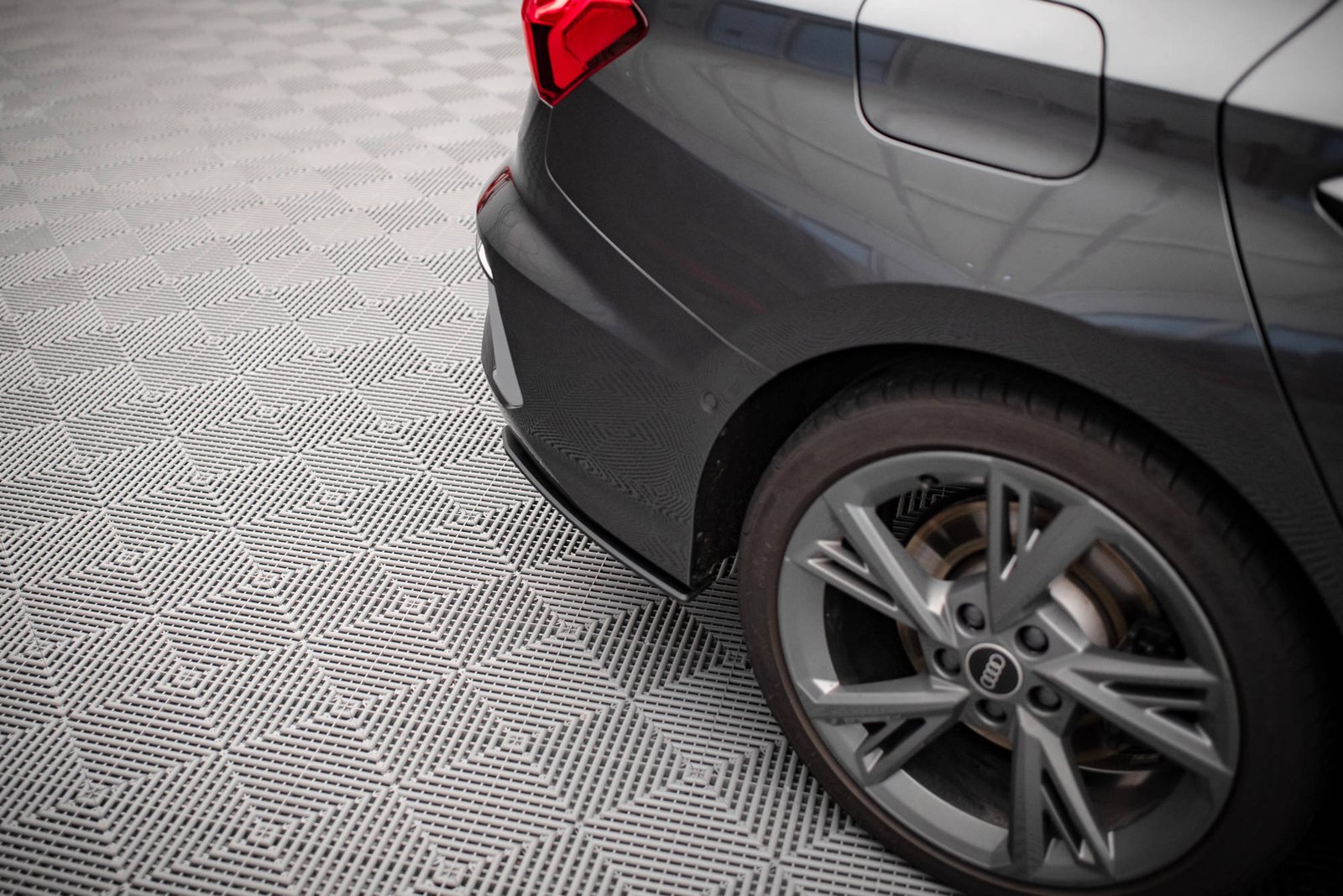 Street Pro Splitters Laterales Traseros Audi S3 Sedan 8Y - Imagen 2