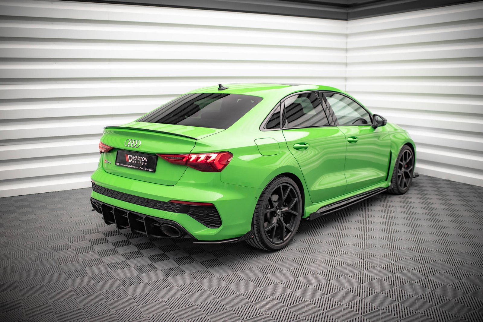 Street Pro Splitters Laterales Traseros + Flaps Aerodinámicos Audi RS3 Sedan 8Y - Imagen 3
