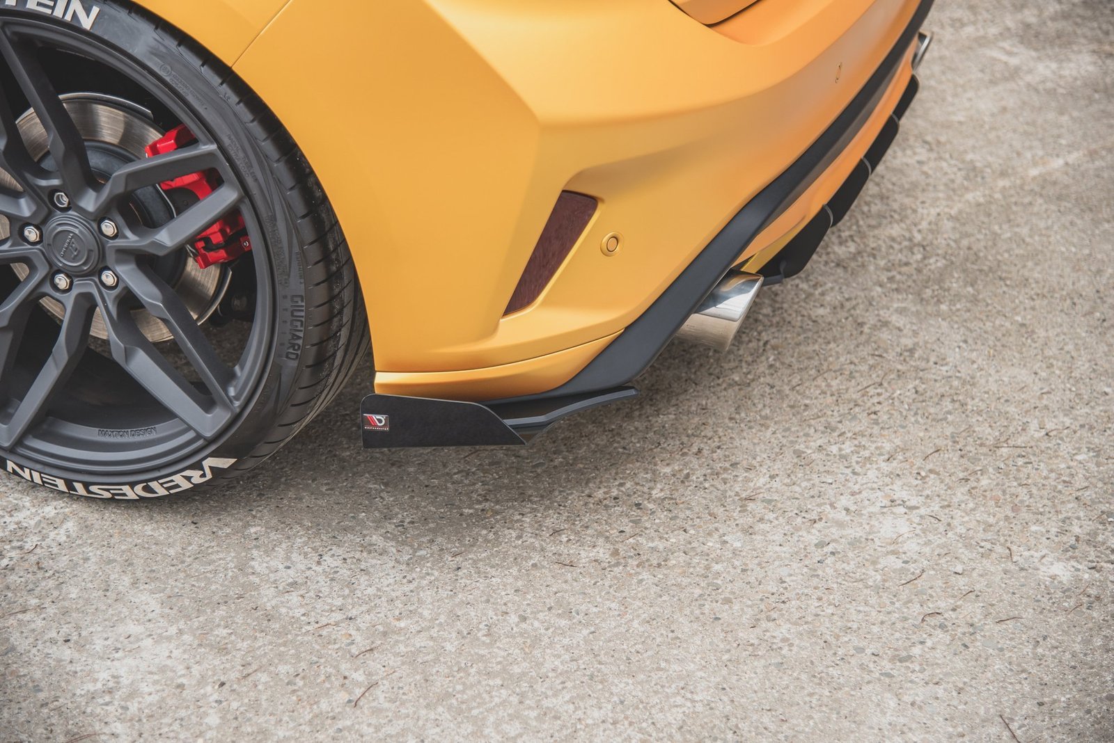 Street Pro Splitters Laterales Traseros + Flaps Aerodinámicos Ford Focus ST Mk4 - Imagen 5