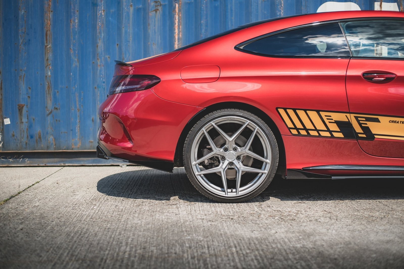 Street Pro Splitters Laterales Traseros + Flaps Aerodinámicos Mercedes-AMG C43 Coupe C205 - Imagen 3