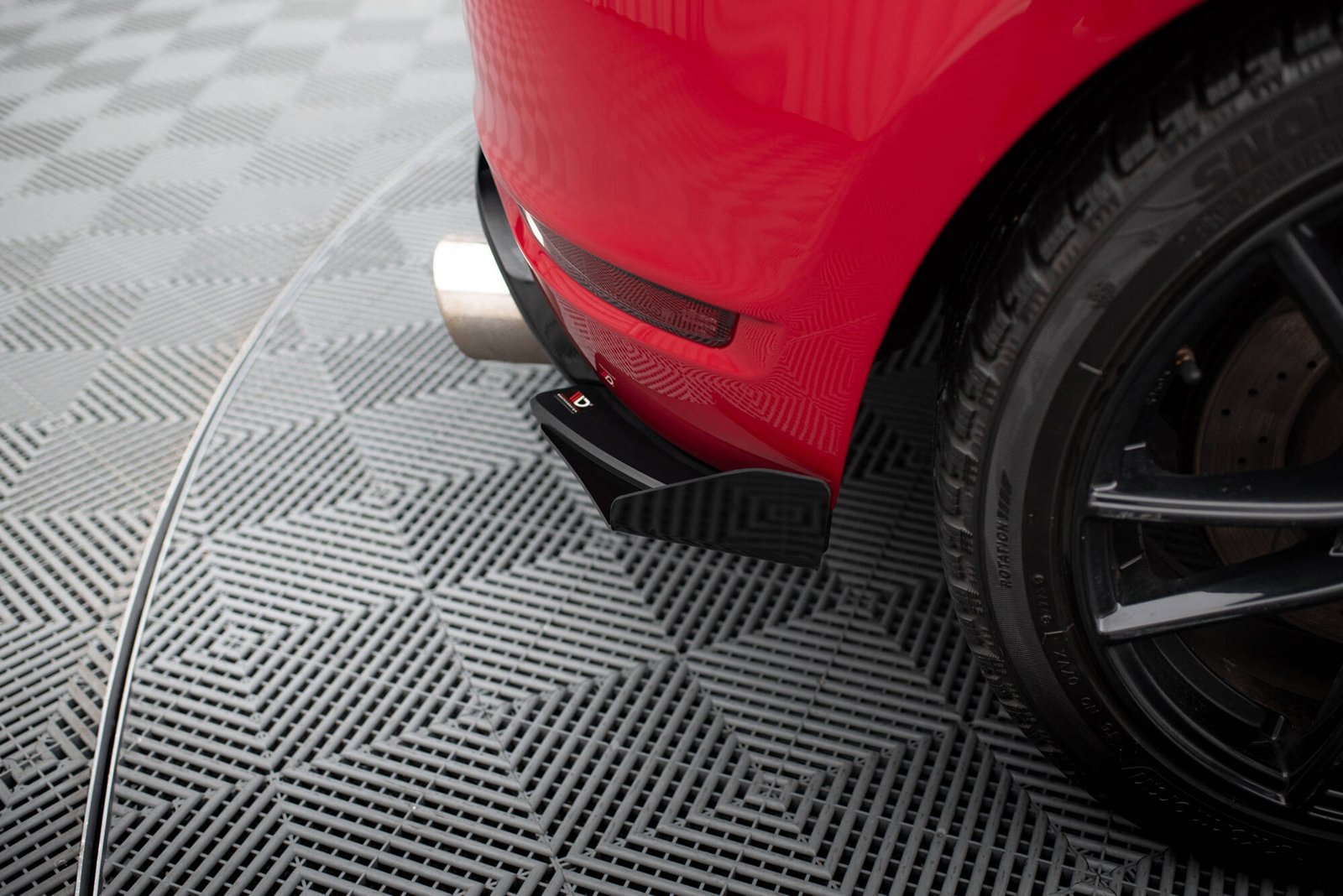 Street Pro Splitters Laterales Traseros + Flaps Aerodinámicos Volkswagen Golf GTI Mk6 - Imagen 3