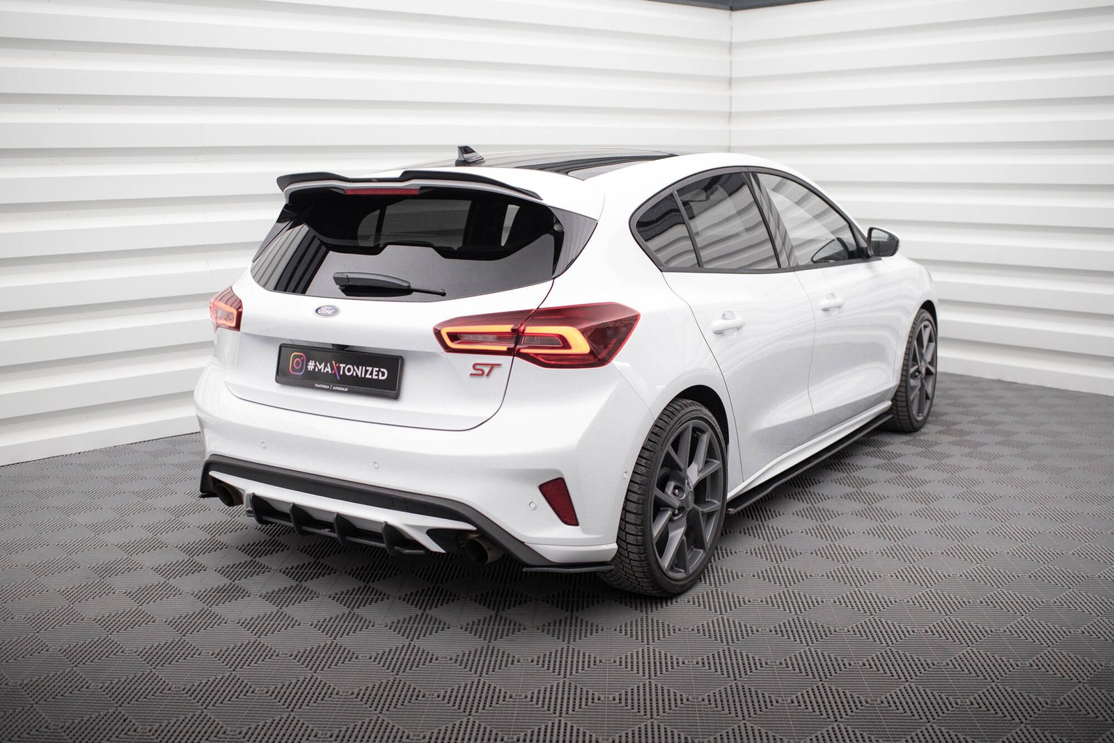 Street Pro Splitters Laterales Traseros Ford Focus ST Mk4 - Imagen 2