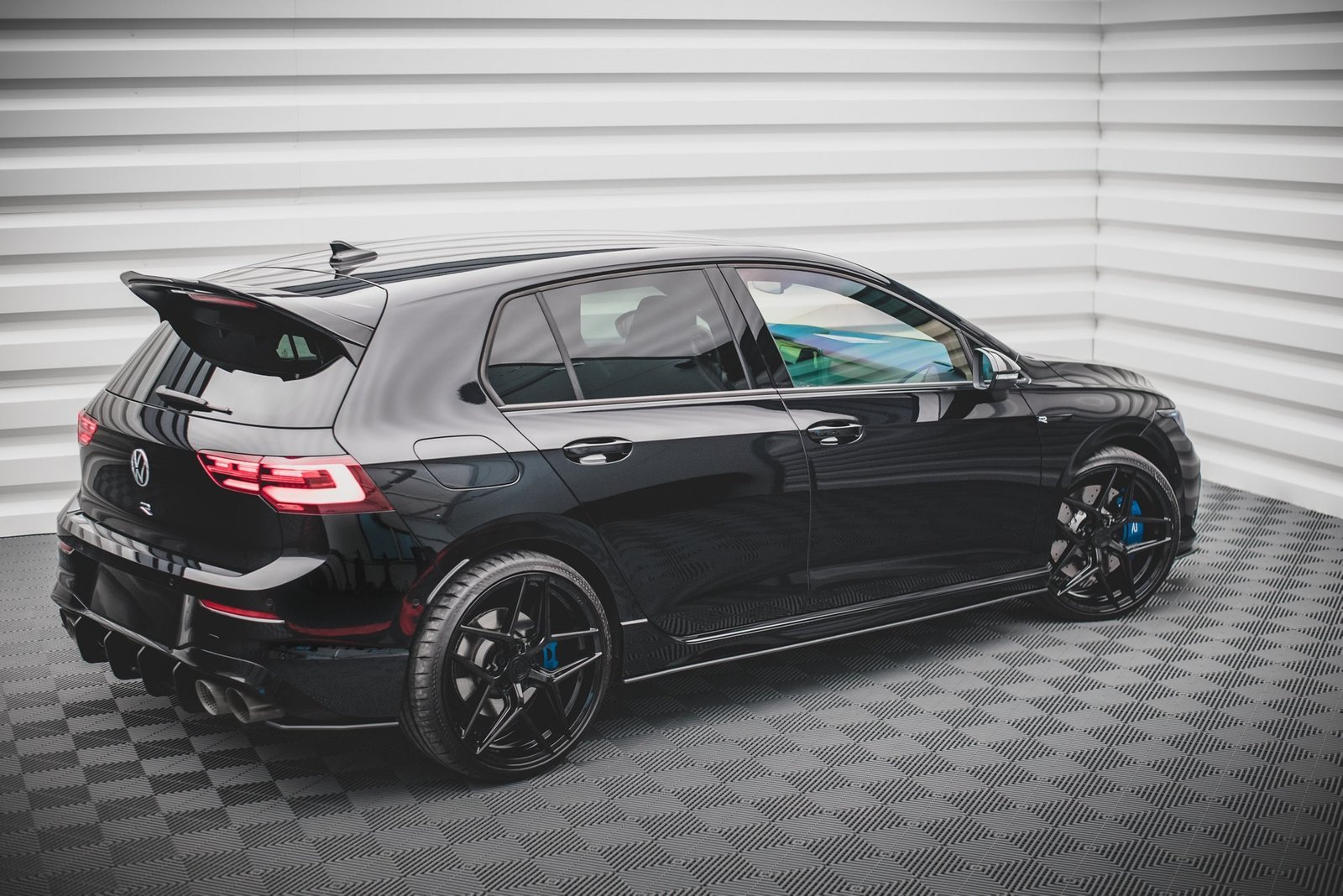 Street Pro Splitters Laterales Traseros Volkswagen Golf R Hatchback Mk8 / Mk8 Facelift - Imagen 3