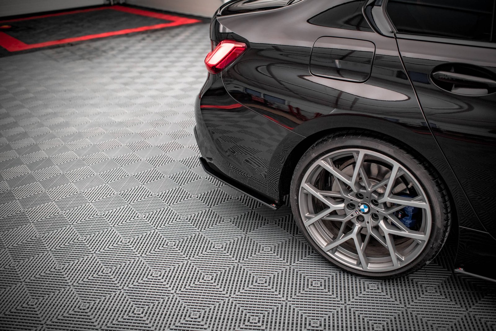 Street Pro Splitters Laterales Traseros BMW M340i / M-Pack G20 / G21 - Imagen 3