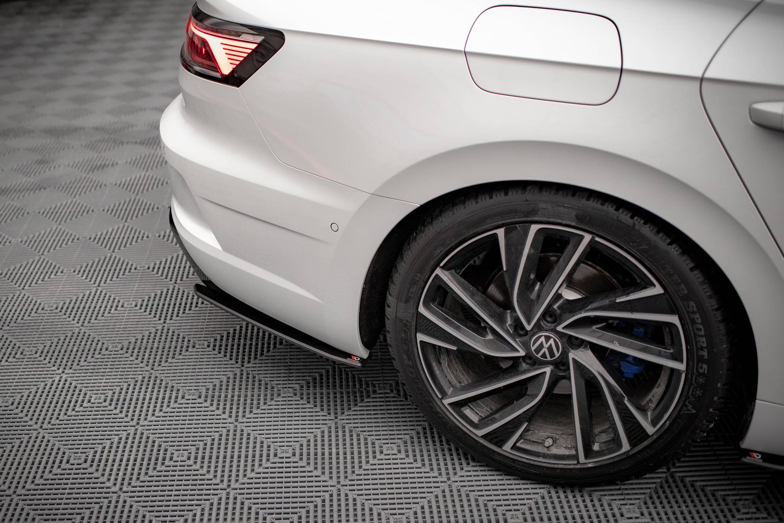 Street Pro Splitters Laterales Traseros Volkswagen Arteon R Sedan / Shooting Brake Mk1 Faceift - Imagen 3