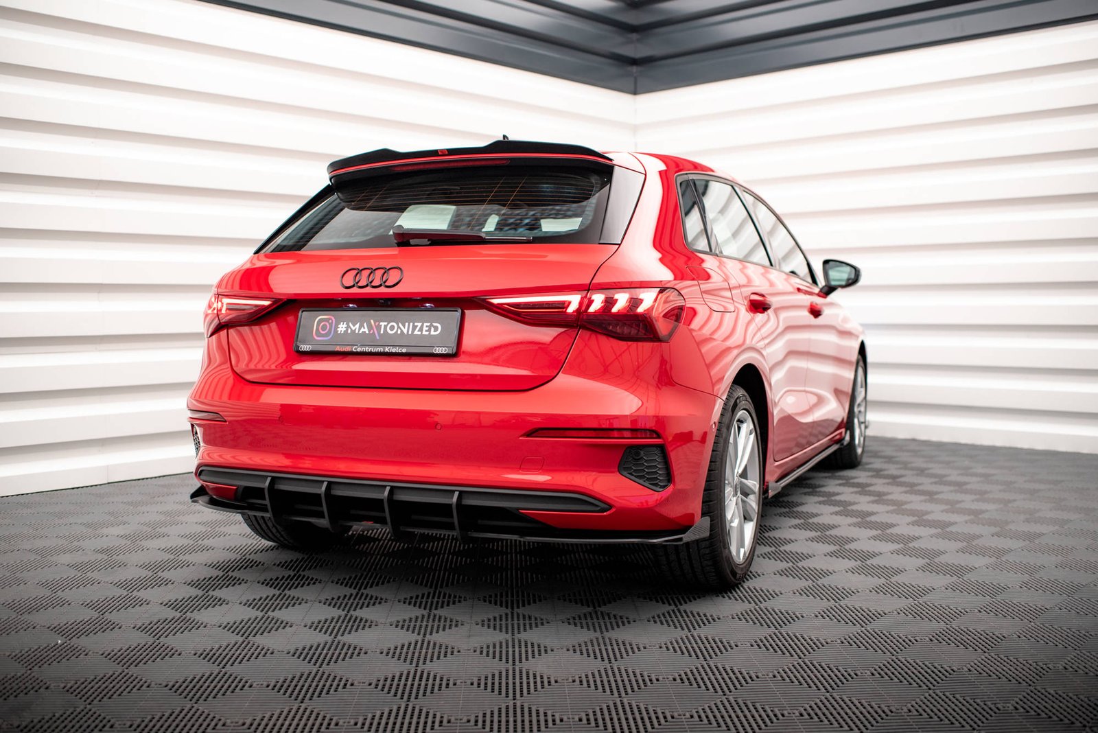 Street Pro Faldón Trasero + Flaps Aerodinámicos Audi A3 Sportback 8Y