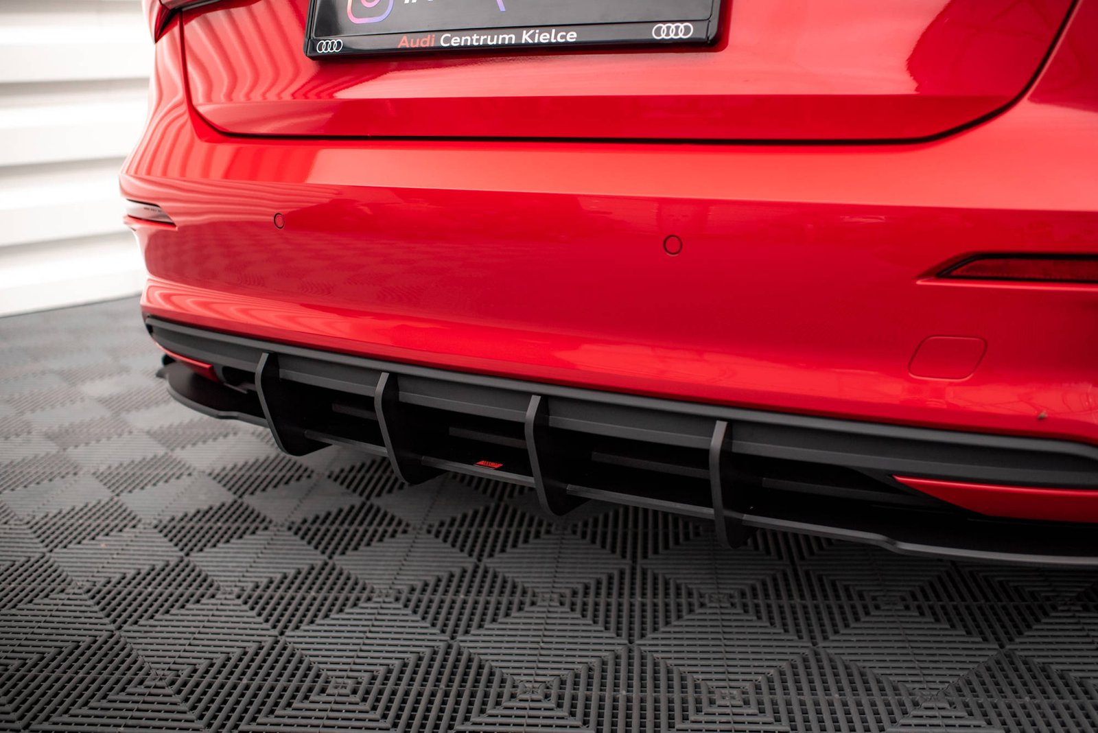 Street Pro Faldón Trasero + Flaps Aerodinámicos Audi A3 Sportback 8Y - Imagen 4