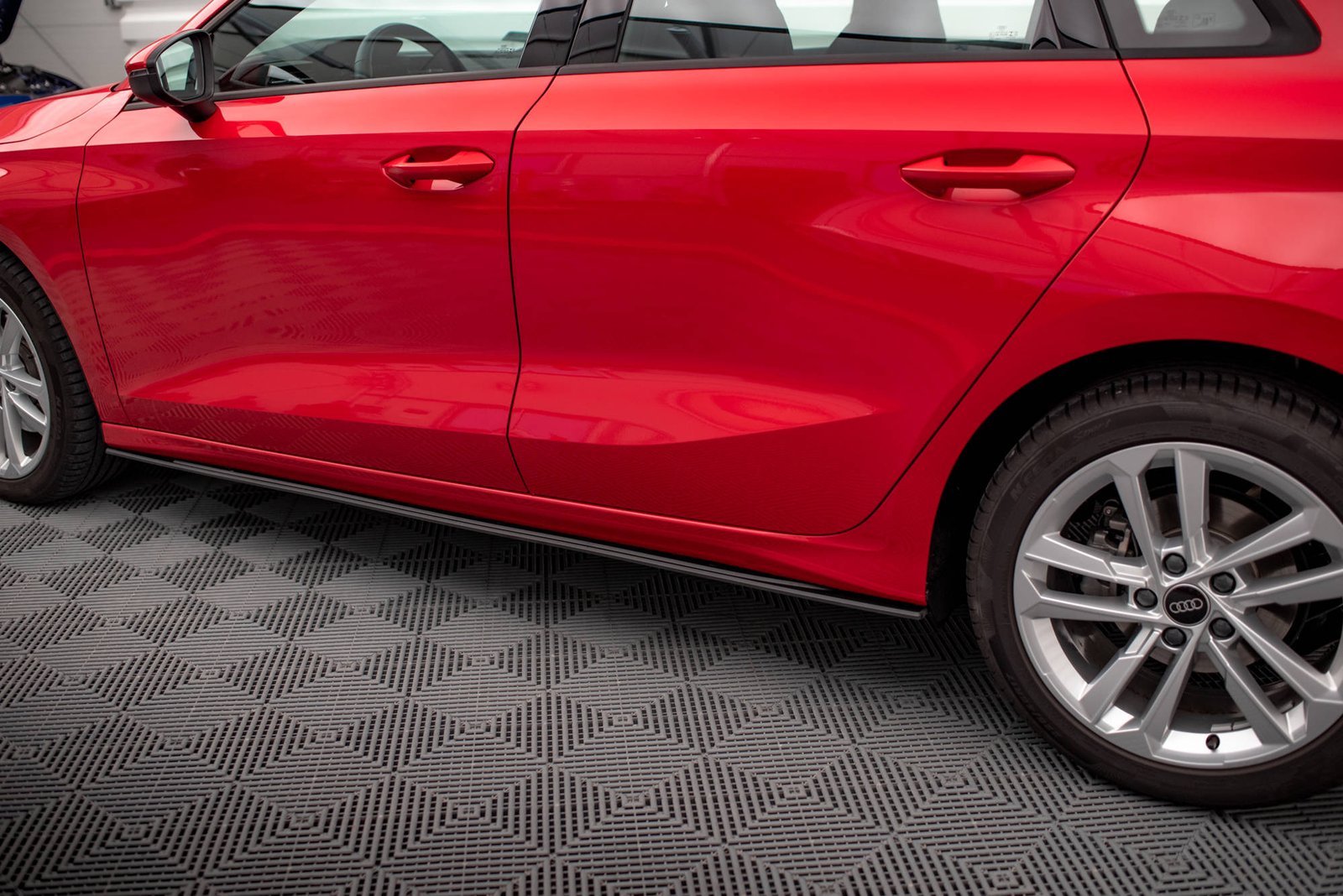 Street Pro Faldones Laterales con Difusor Audi A3 8Y - Imagen 3