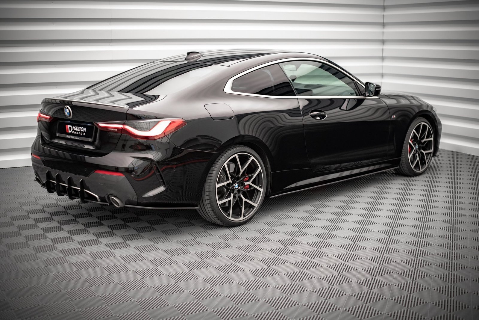 Street Pro Faldones Laterales con Difusor BMW 4 M-Pack / M440i G22 / G23 / G22 Facelift / G23 Facelift - Imagen 2
