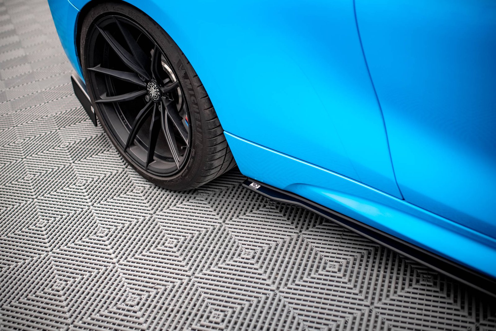 Street Pro Faldones Laterales con Difusor BMW M2 F87 - Imagen 3