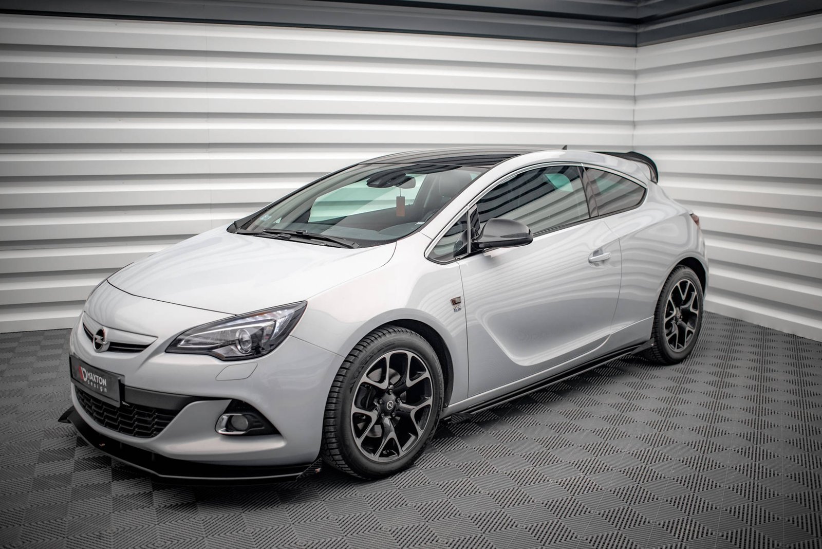 Street Pro Faldones Laterales con Difusor + Flaps Aerodinámicos Opel Astra GTC OPC-Line J - Imagen 3