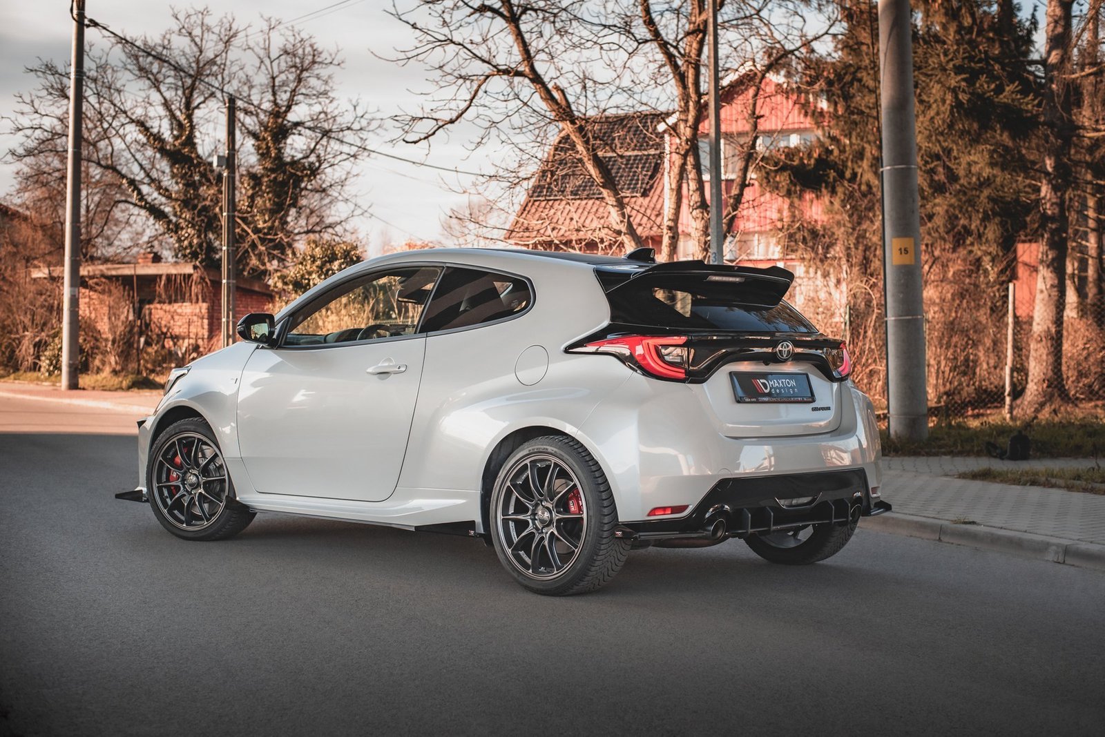 Street Pro Faldones Laterales con Difusor + Flaps Aerodinámicos Toyota GR Yaris Mk4 - Imagen 4
