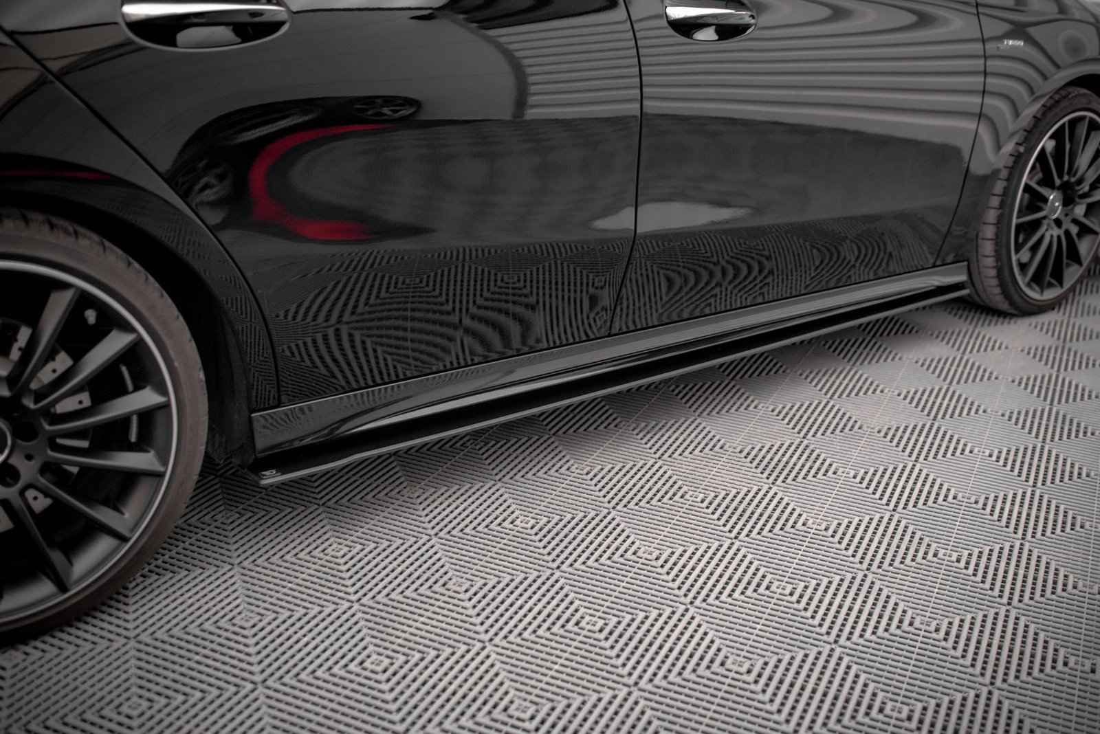 Street Pro Faldones Laterales con Difusor Mercedes A35 AMG / AMG-Line Aero Pack W177 - Imagen 2