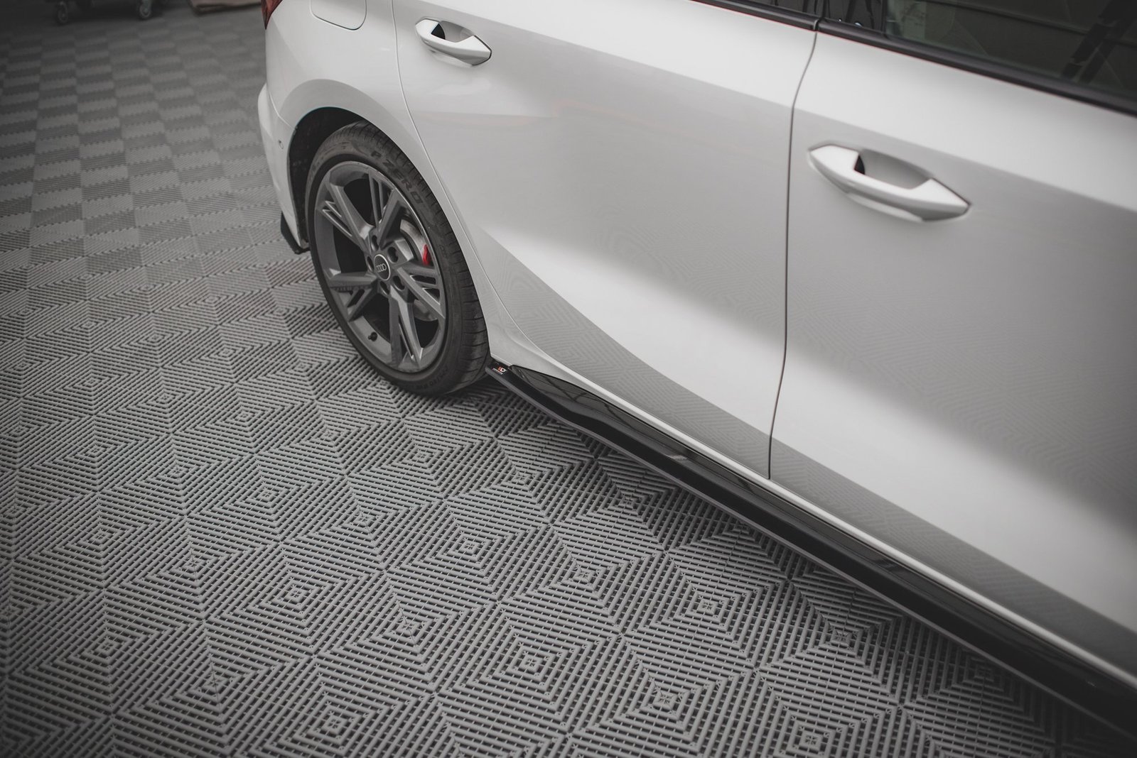 Street Pro Faldones Laterales con Difusor Audi S3 / A3 S-Line 8Y / 8Y Facelift - Imagen 2