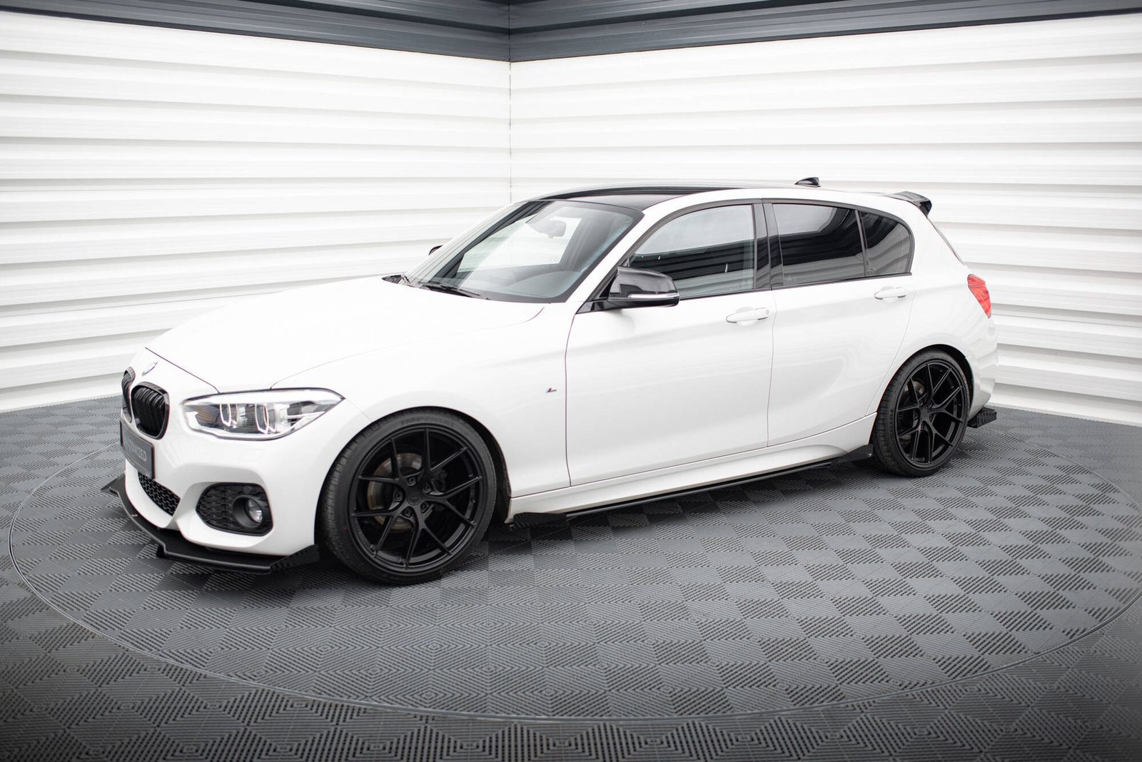 Street Pro Faldones Laterales con Difusor + Flaps Aerodinámicos for BMW 1 F20 M135i / M140i / M-Pack - Imagen 2