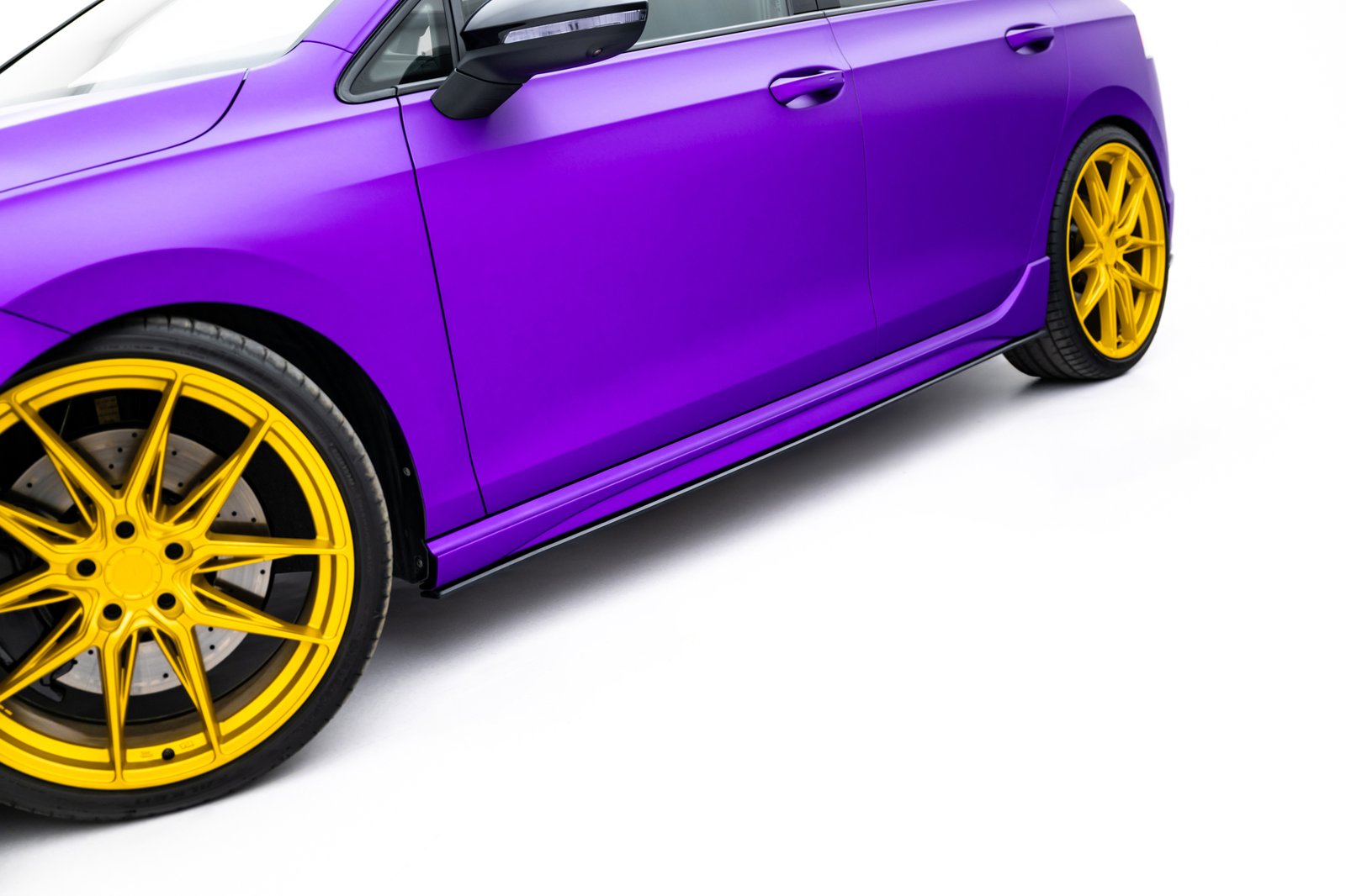 Street Pro Faldones Laterales con Difusor Volkswagen Golf R Mk8 - Imagen 8