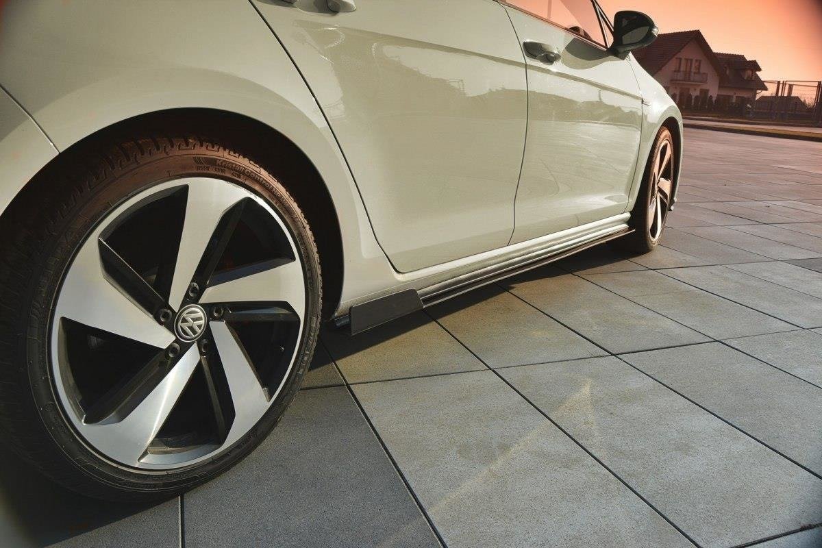 VW Golf VII GTI (Facelift) - Racing Faldones Laterales con Difusor